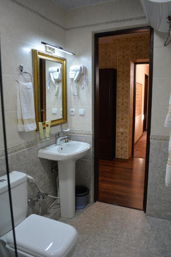 Nur M Hotel Tașkent Exterior foto