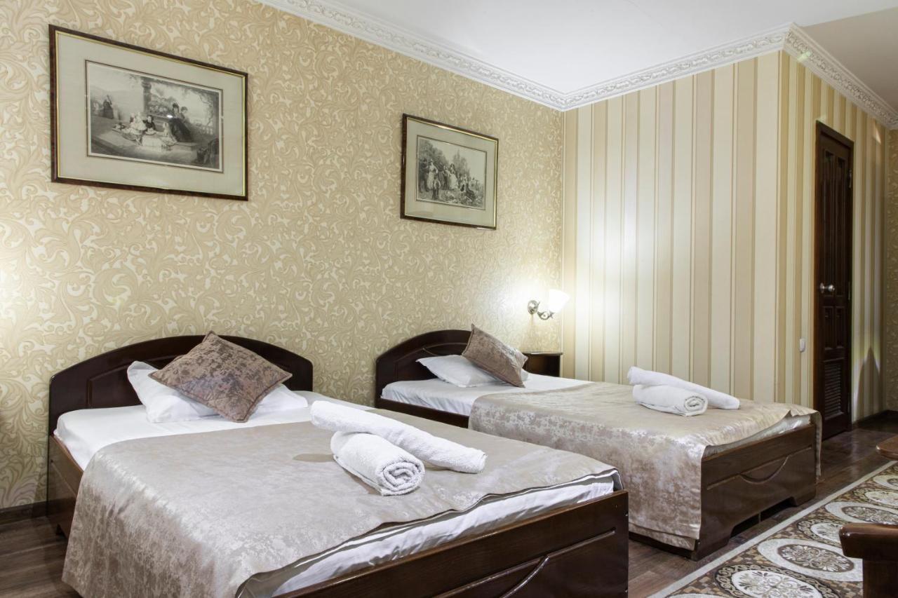 Nur M Hotel Tașkent Exterior foto