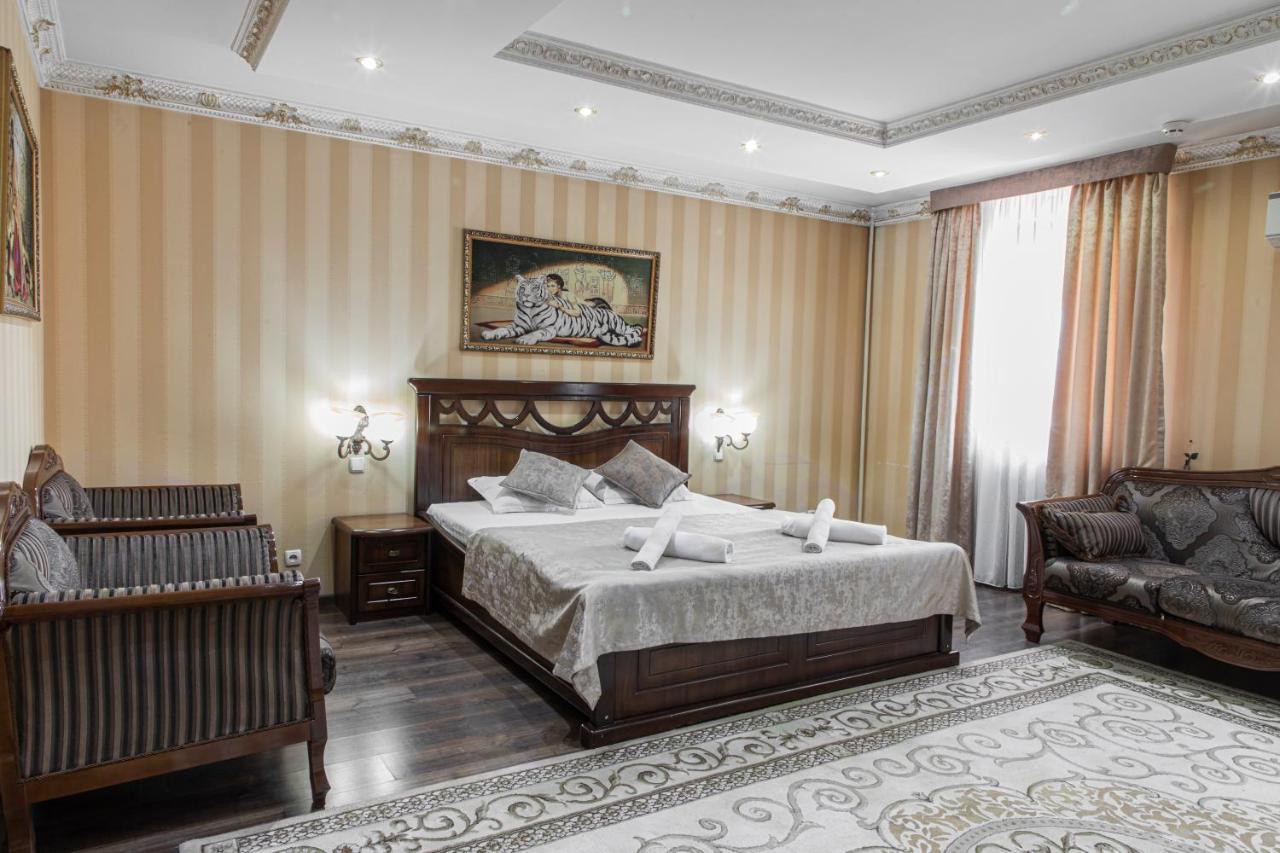 Nur M Hotel Tașkent Exterior foto