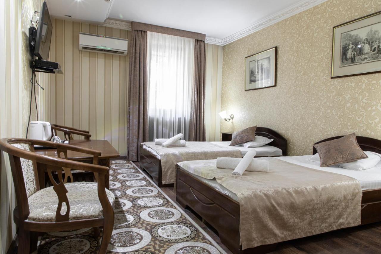 Nur M Hotel Tașkent Exterior foto